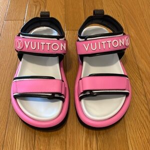 100% Authentic LV Louis Vuitton Pool Pillow Sandal 36